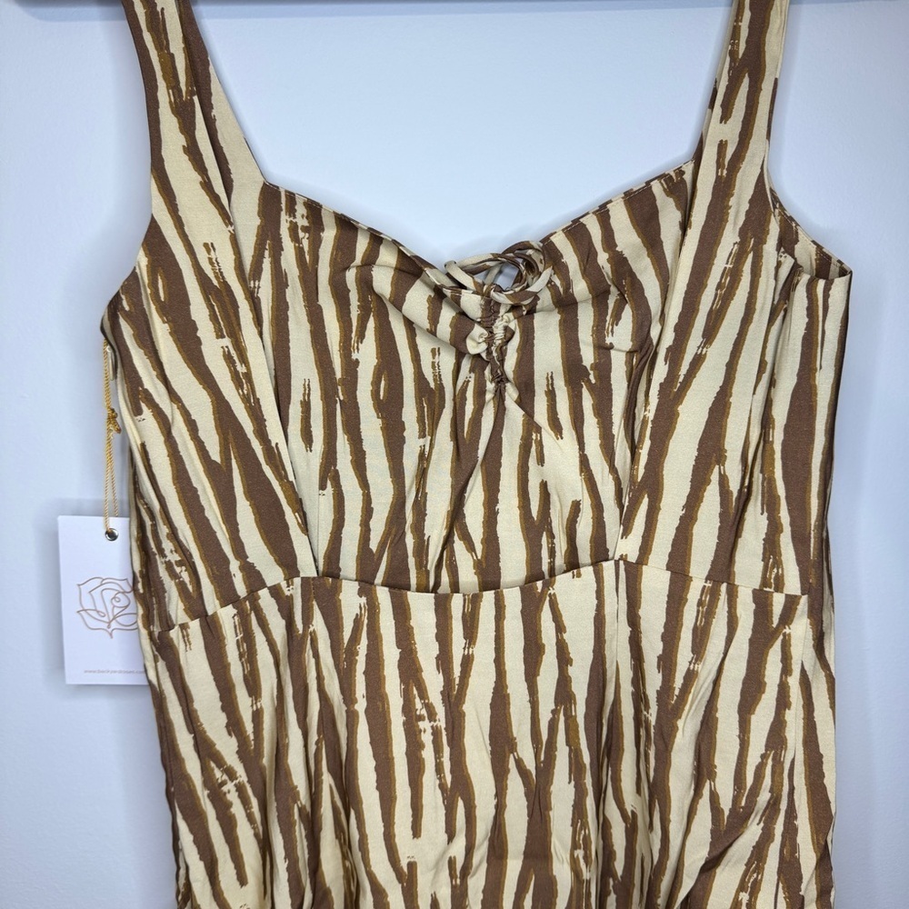 Backyard Roses Zebra Print Midi Dress M NWT Adjustable Ruched Hem - Picture 4 of 9